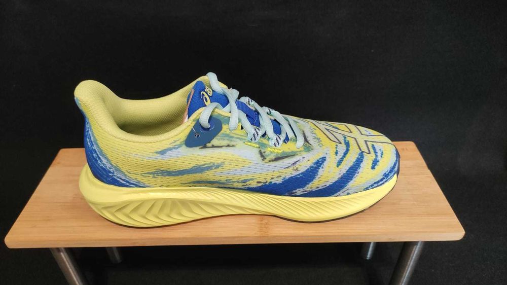 Buty do biegania ROZ.  37.5 ASICS GEL-NOOSA TRI 15 GS