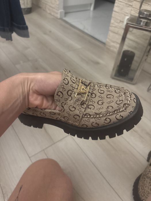 Angielskie buty Guess!
