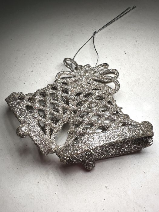 2 enfeites sinos 3D - novo