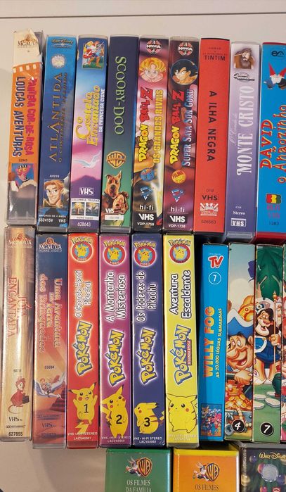Cassetes de filmes diversos – Disney, Looney Tunes, Teletubbies, Conto