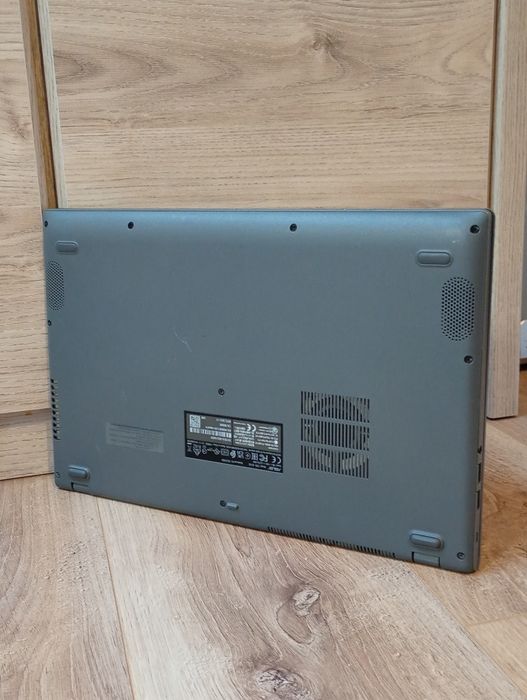 Sprzedam laptop asus