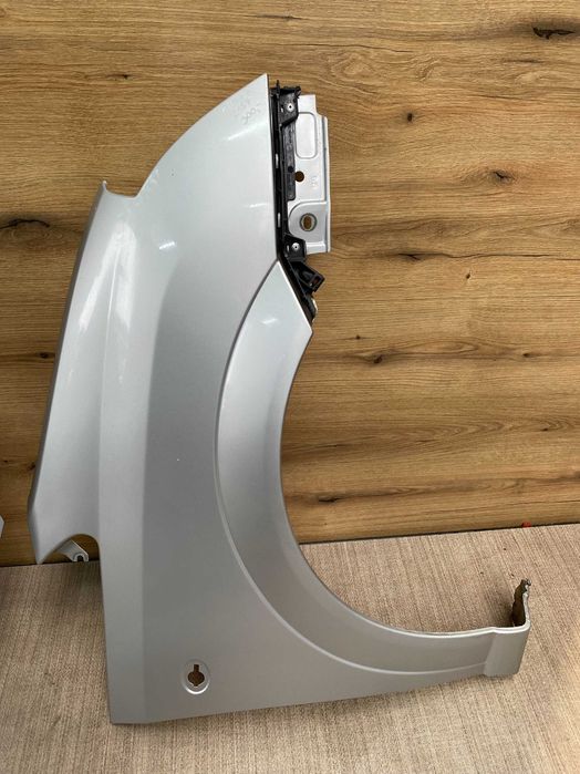 Błotnik przedni lewy, prawy Opel Meriva A kolor z157