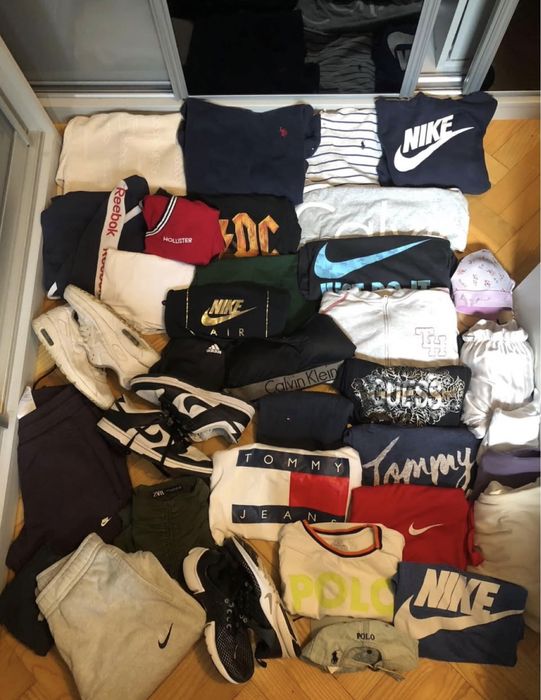 Paki/boxy markowych ubrań