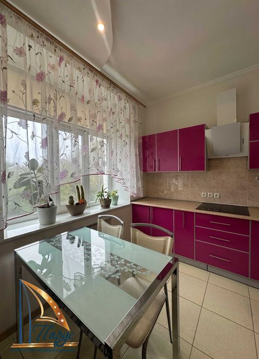 1-кімнатна на Маяковського сталінка 3/4 пов.