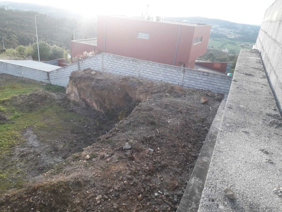 Terreno 600 m2 pronto a construir. SEROA - PAÇOS DE FERREIRA