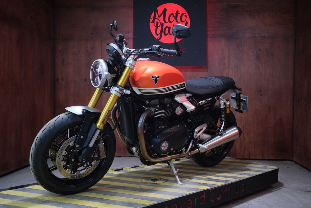 Triumph Speed Twin 1200 із Японії