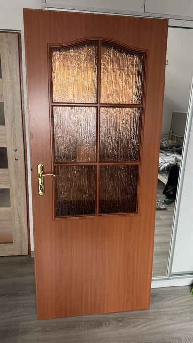 Drzwi pokojowe 80 i lazienkowe 70
