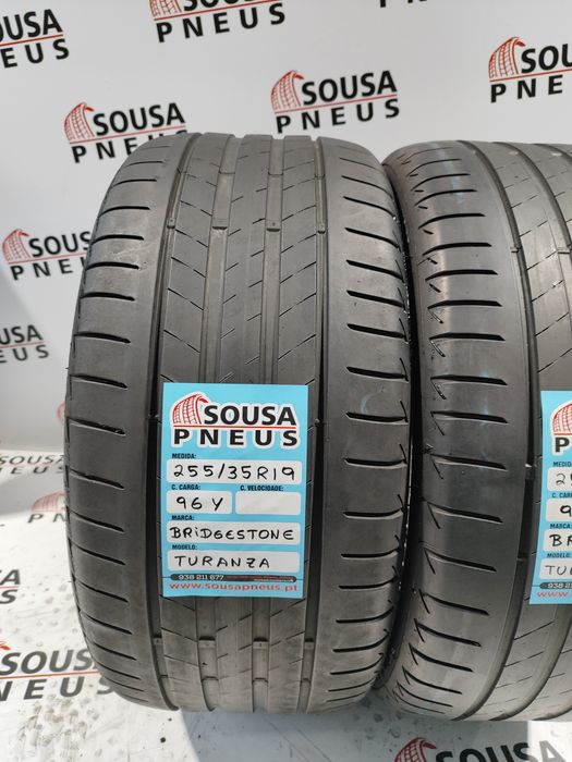 2 pneus semi novos Bridgestone 255-35R19 - Oferta dos Portes