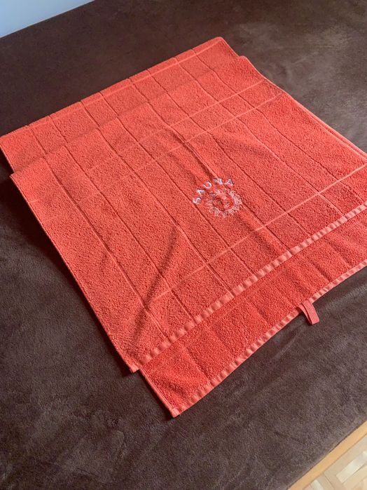 Ręcznik do sauny duży 70 x190 kolor koralowy