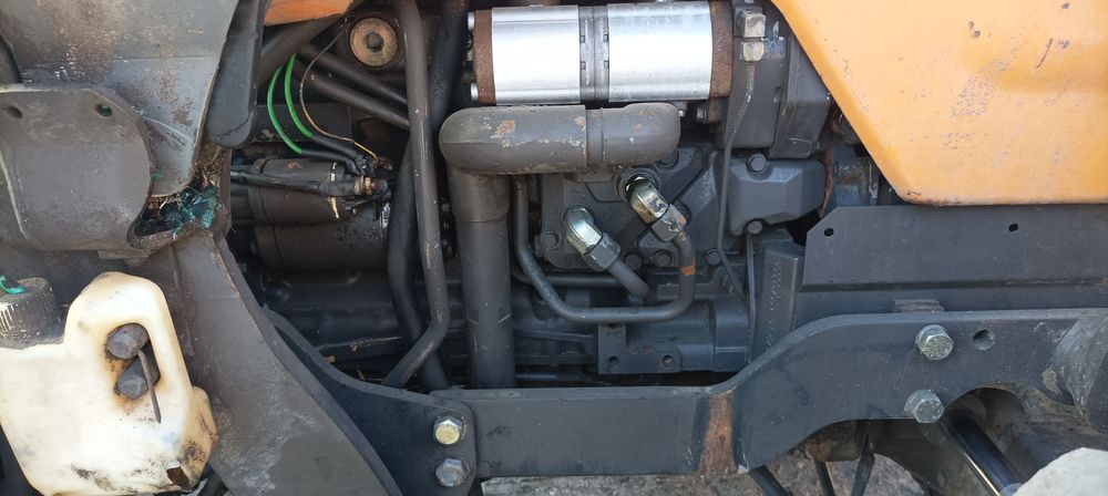 Renault Ceres 355x tur  (ceres 75, tandem Le boulch))