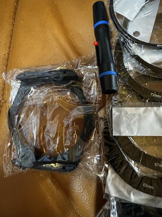 Набір, градуйовані кольорові фільтри та перехідні кільця 49-82 мм