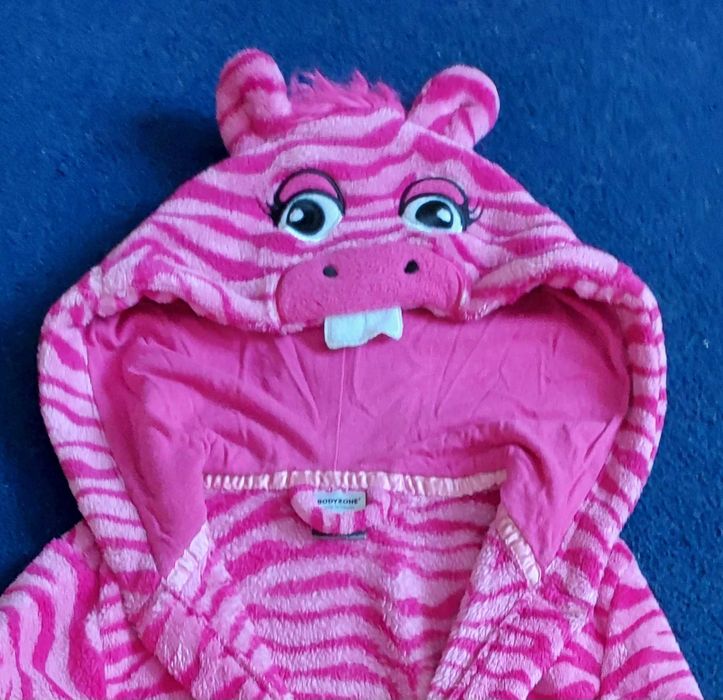 Rewelacyjny szlafrok 86/92 różowa zebra KappAhl + gratis
