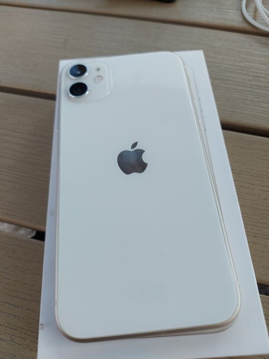 Sprzedam iPhone 11