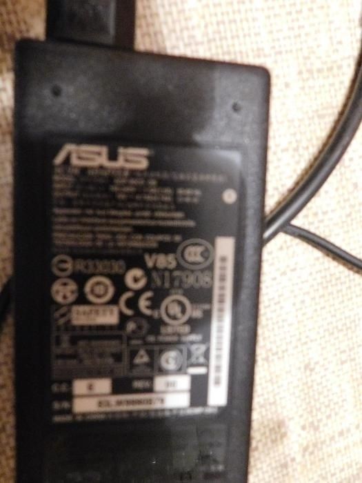Laptop notebook Asus K70AC-TY044 17,3 cala, uszkodzony ale działa