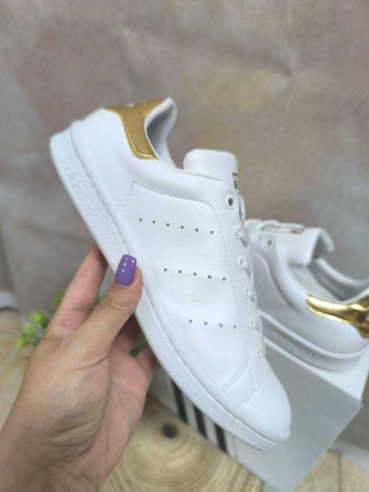 Sapatilhas disponíveis do 36 ao 41 várias cores