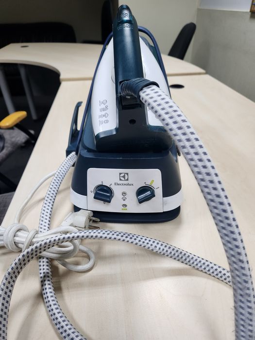 Парогенератор Electrolux EDBS7146GR