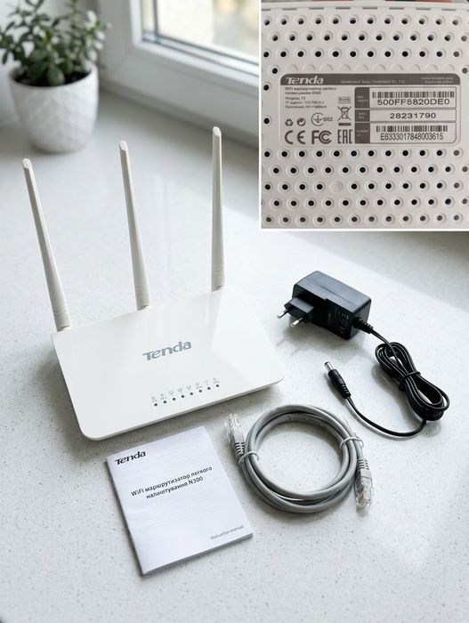 Компактный Wi-Fi роутер Tenda F3 (N300)