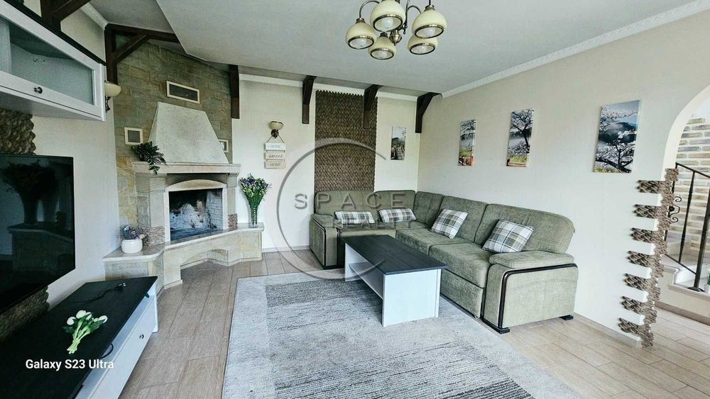 Оренда будинку 234 м² у селищі Проців 3 спальні сауна басейн більярдна