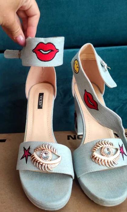 Buty szpilki na słupku słupek sandały koturn