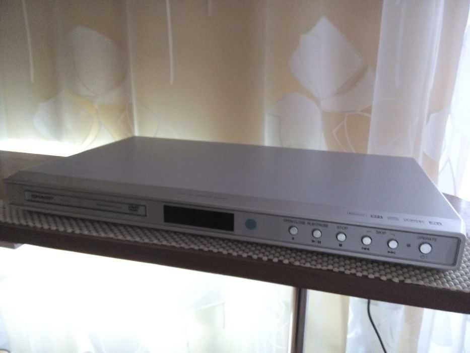 DVD Відеопроигравач "Sharp" DV-SV92S Туреччина