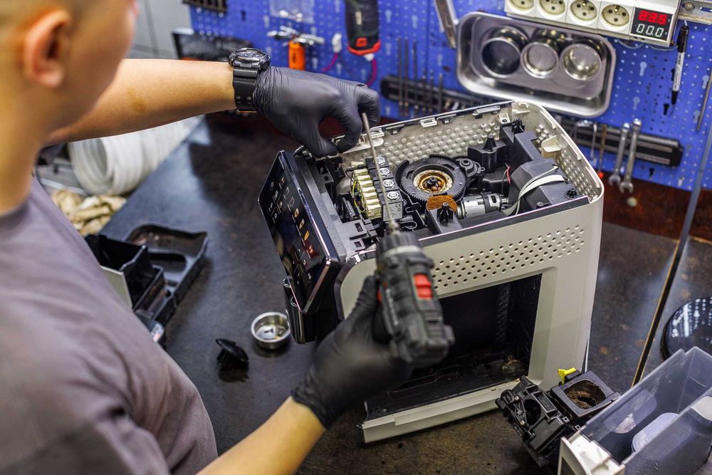 Serwis Ekspresów do Kawy Rzeszów. Naprawa Nivona Philips Siemens Saeco