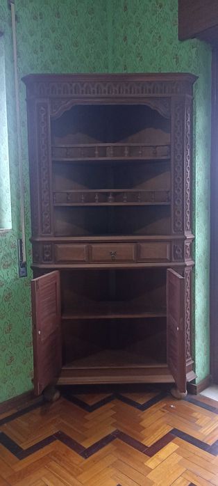 Armário aparador de canto