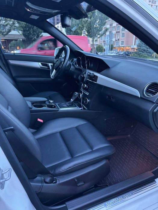 Mercedes-Benz  C250 AMG Pack 1.8