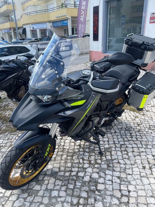 QJ Motor SRT 700X