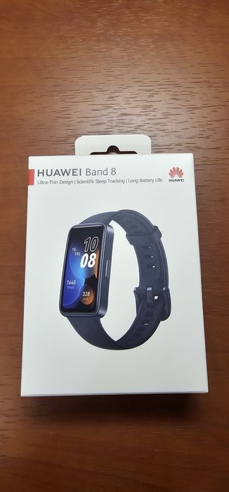 Huawei band 8 смарт браслет.