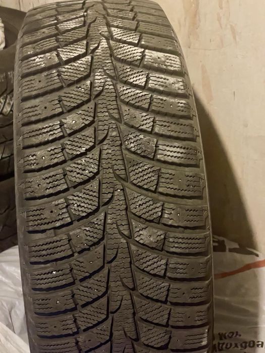 Коплект зимних шин 17 р 225/60