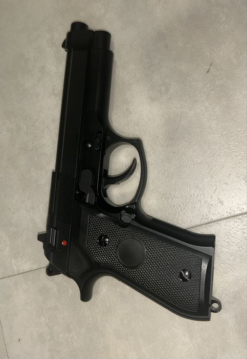 Pistola airsoft green gás Nova