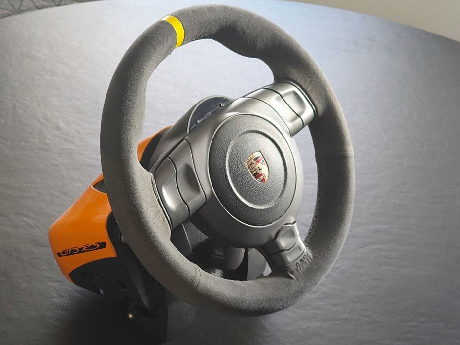 Volante Fanatec Porsche 911 GT3 RS V2 + Pedais Logitech G25