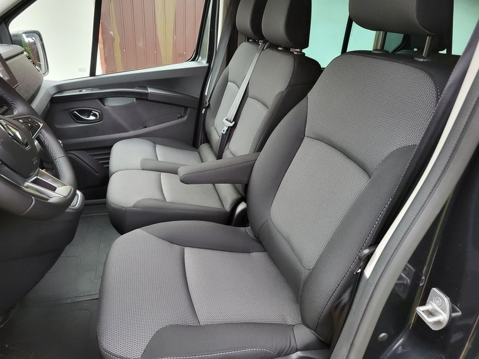 Wynajem busa przystosowany do wózka inwalidzkiego, lotniska, imprezy