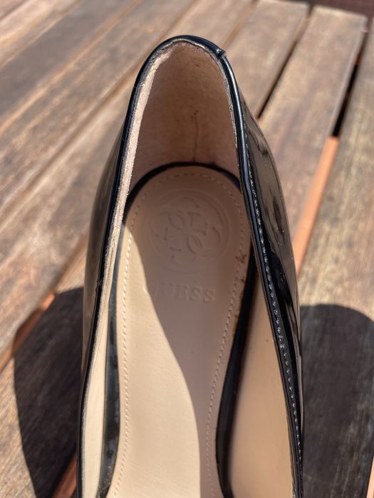 Sapatos guess 37