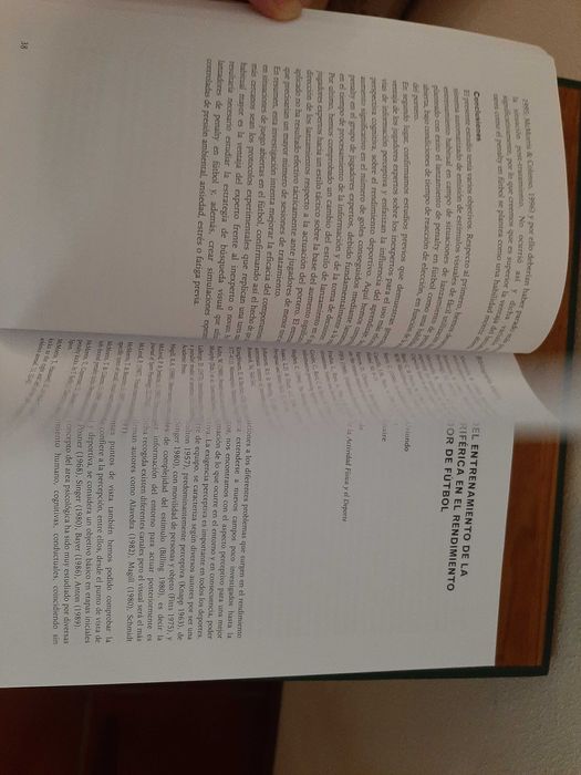 Livro A Investigação em Futebol - Estudos Ibéricos