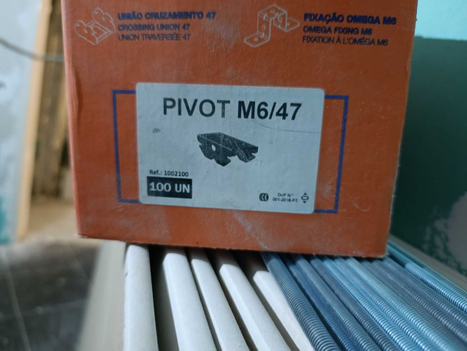 Material e placas de Pladur 250e200cm