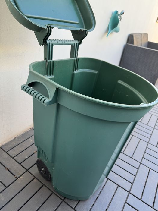 Balde de jardim com rodas 110L EDA