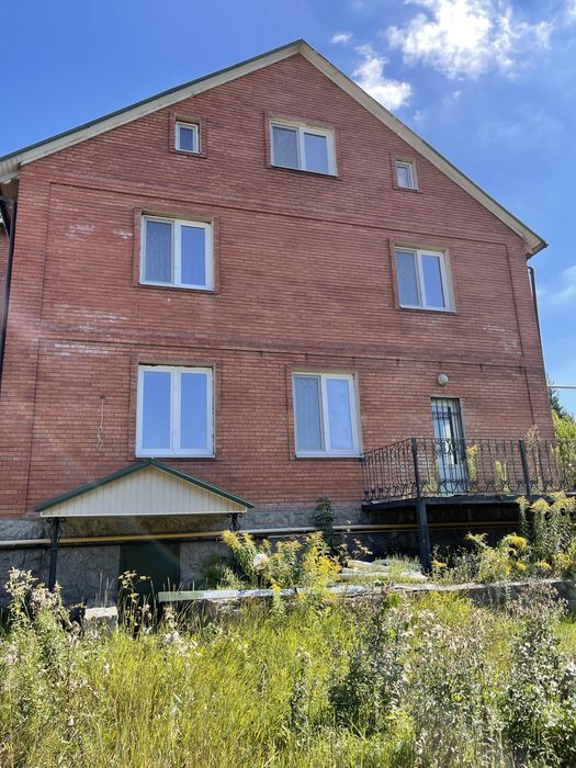 Флоринка Два дома 411 м2 и 130 м2 Алексеевка