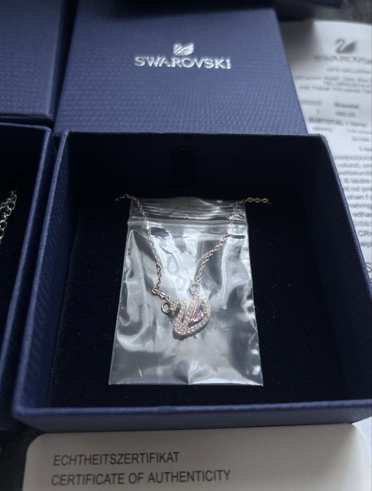 Różowy naszyjnik swarovski
