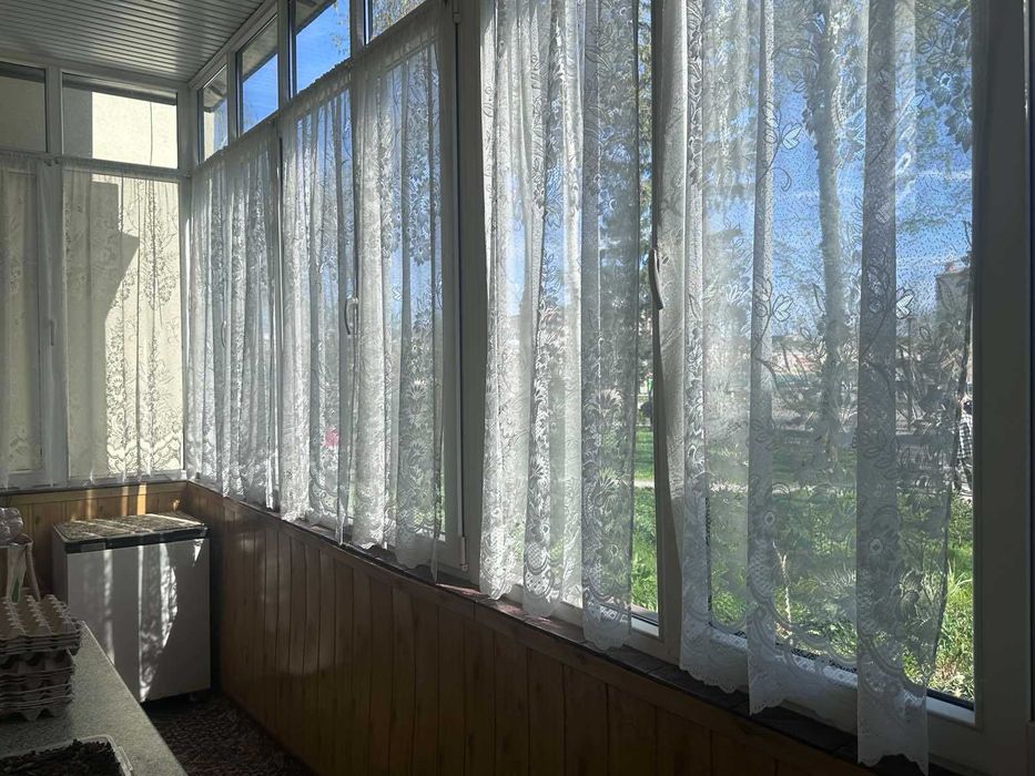 Продам трикімнатну квартиру Лятошинського