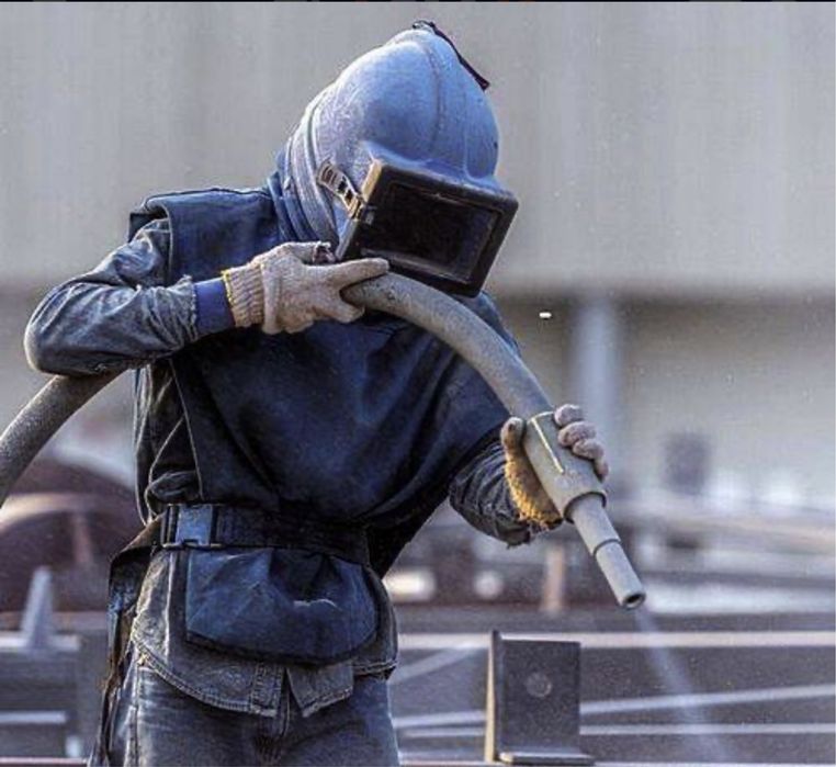 Піскоструменева очистка металевих поверхонь, піскоструй