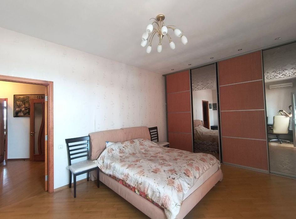 shev-03 . Двокімнатна 93кв.м в ЖК Капітан біля парку і моря.