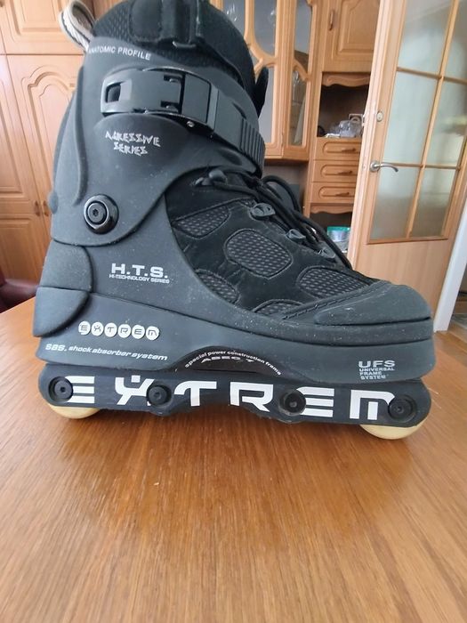 EXTREM H.T.S. Aggressive Series z ramą UFS (Universal Frame System) rozm.42
