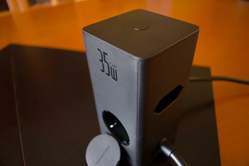 Estação de Carregamento Compacta 35W de 7 Saídas, Nova