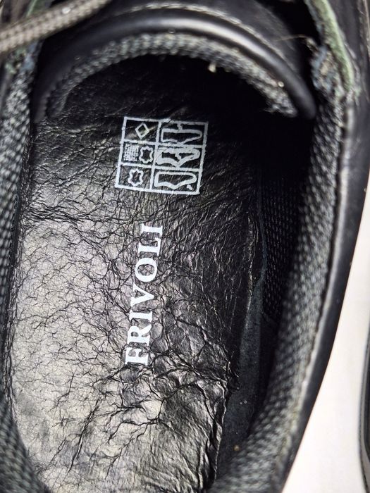 Жіночі шкіряні кросівки Frivoli, 36 розмір