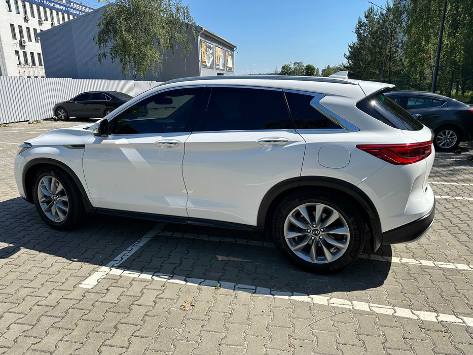 Infiniti QX50 Luxe AWD, 2020 рік.