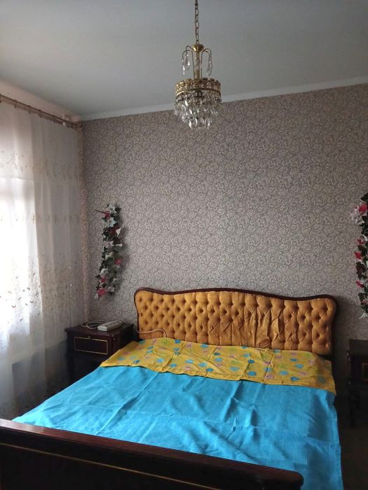 Продам 3-х кімнатну квартиру. метро  Харківська.