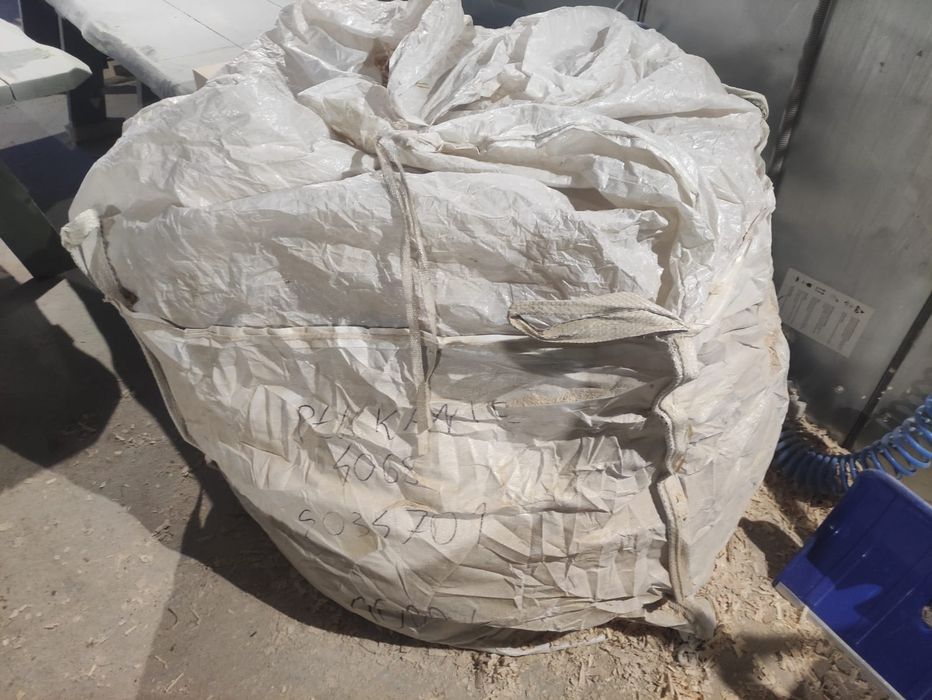 Trociny SUCHE troty wióry heblowiny Biomasa Opał BIG BAG