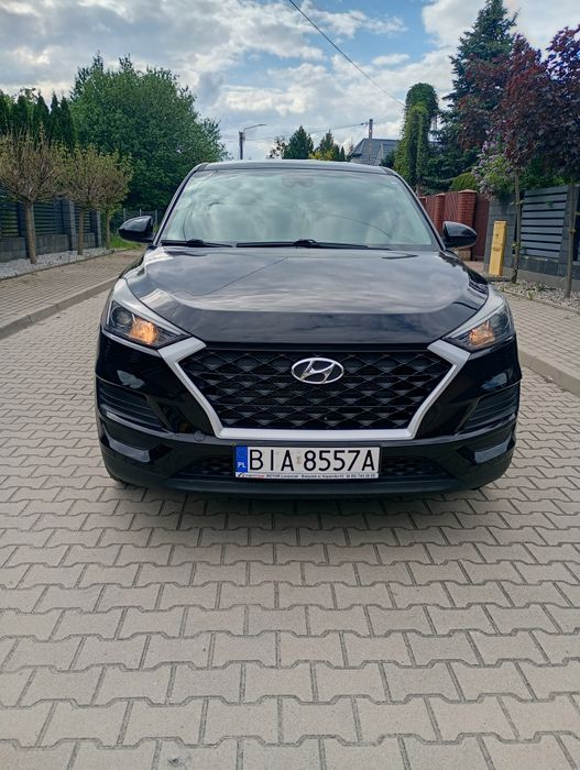 Sprzedam Hyundai Tucson 2019 Rok silnik 1999 Benzynka moc 164km skrzynia Automatyczna, Przebieg 75000tys km.