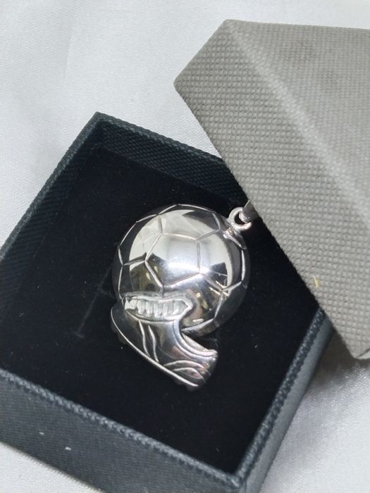 Srebrny wisiorek piłka nożna srebro 925